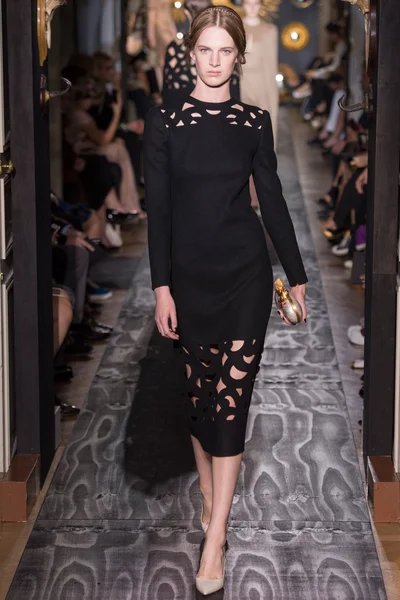 Look 32